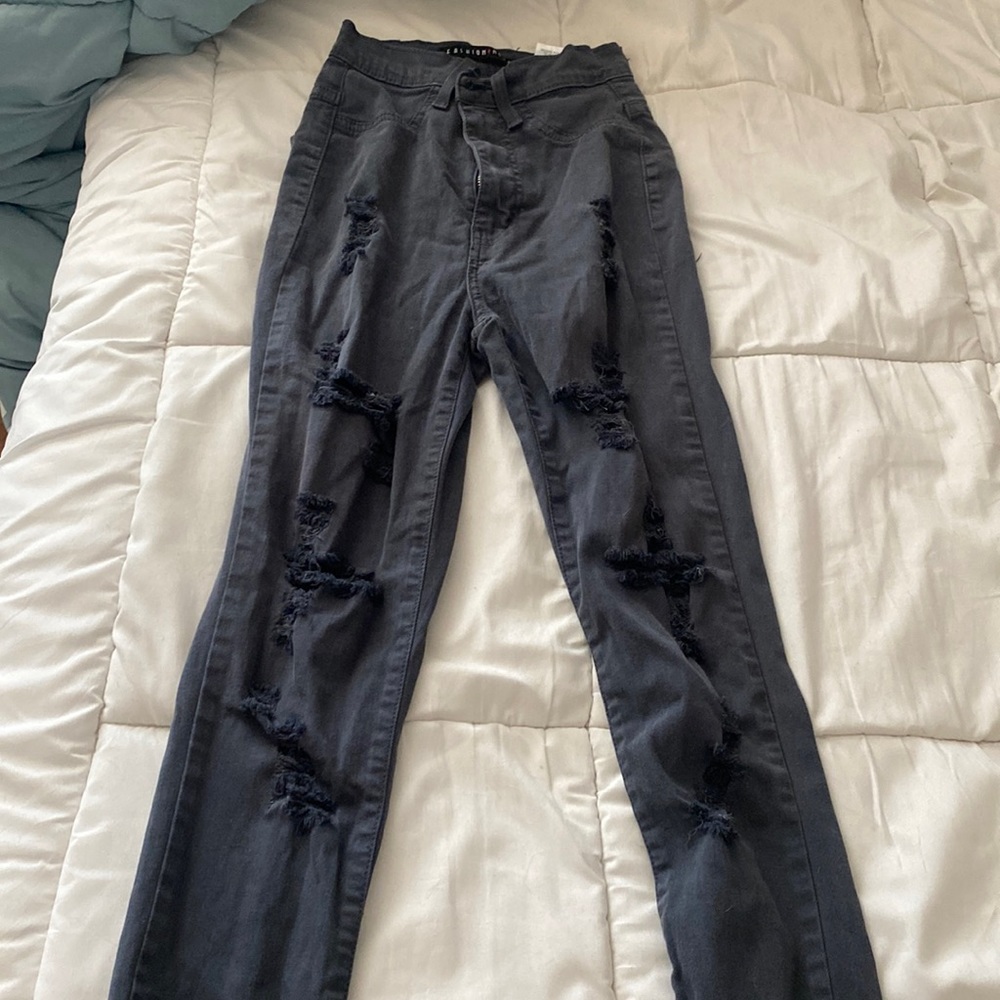 fashion nova dark gray / black skinny jeans